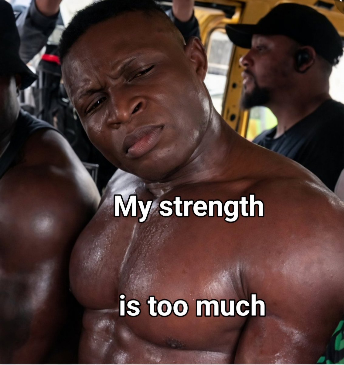 This guy rejected 1k dollars. You didn't buy, you didn't sell. Just shouting my strength is too much and get an offer of 1k dollars, and you rejected it. 🙆🏾‍♂️🙆🏾‍♂️

#ishowspeed 
#ishowspeedinnigeria 
#ishowspeedAfricatour