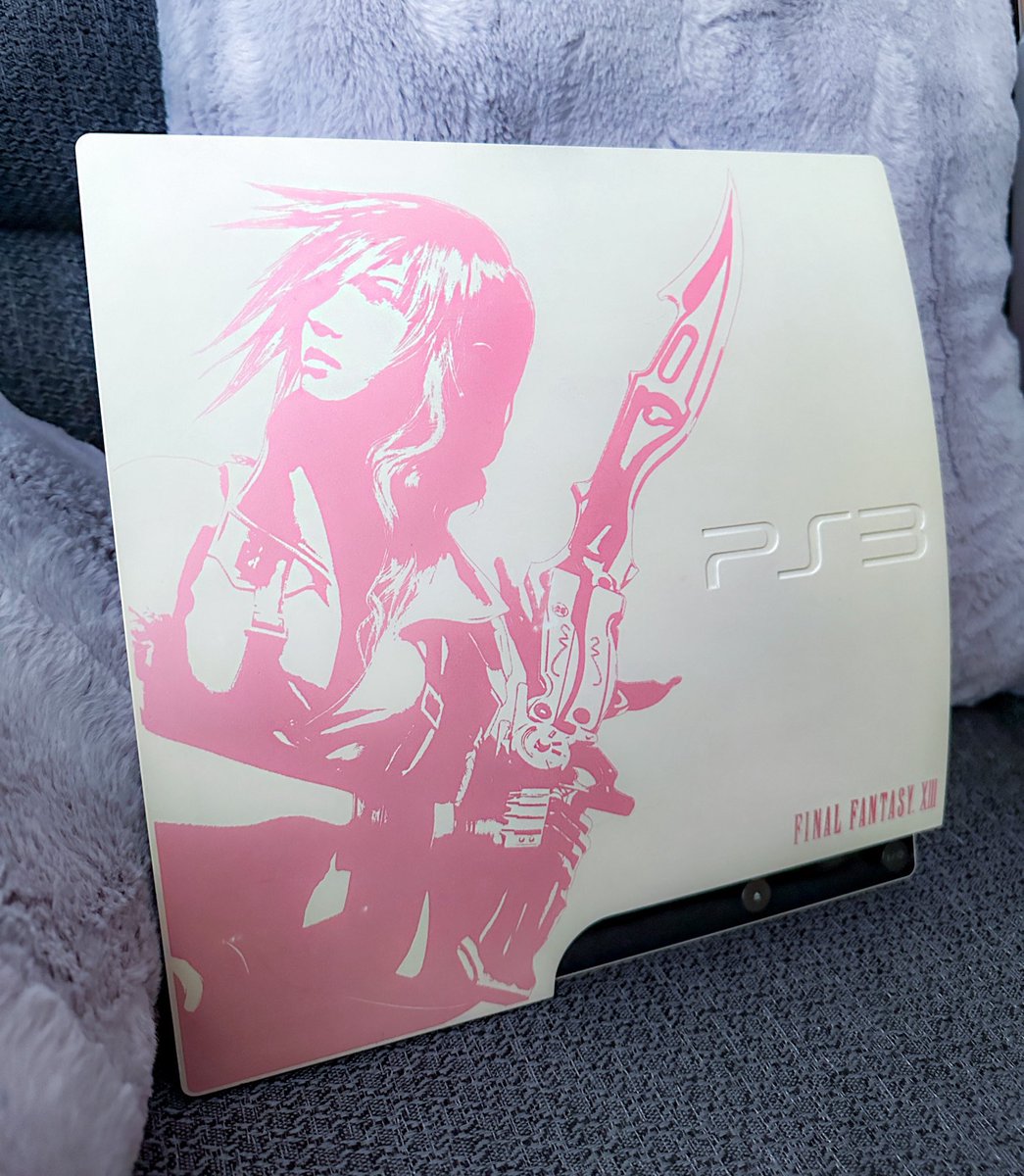 Yunalescka ☾ tweet media