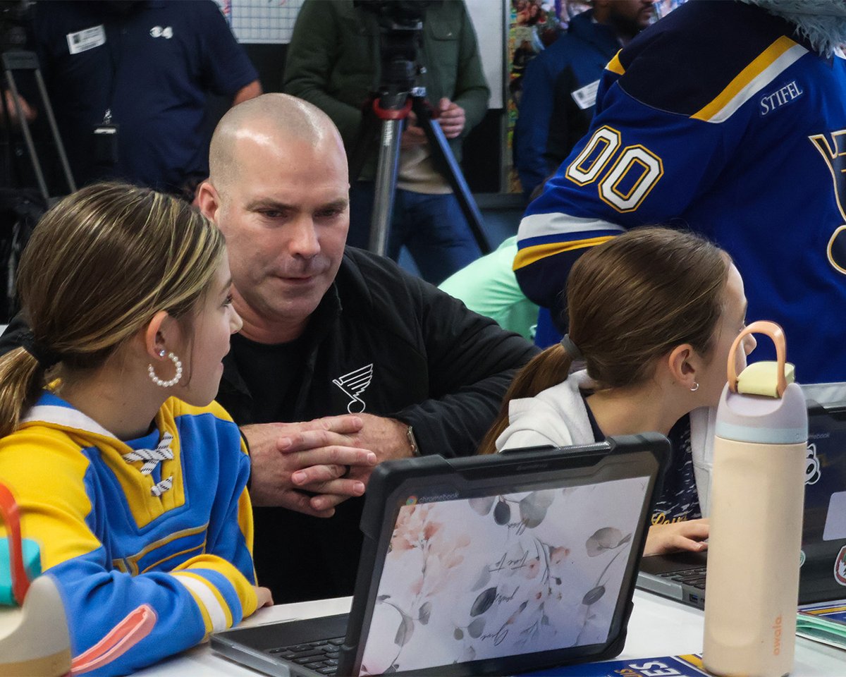 St. Louis Blues tweet media