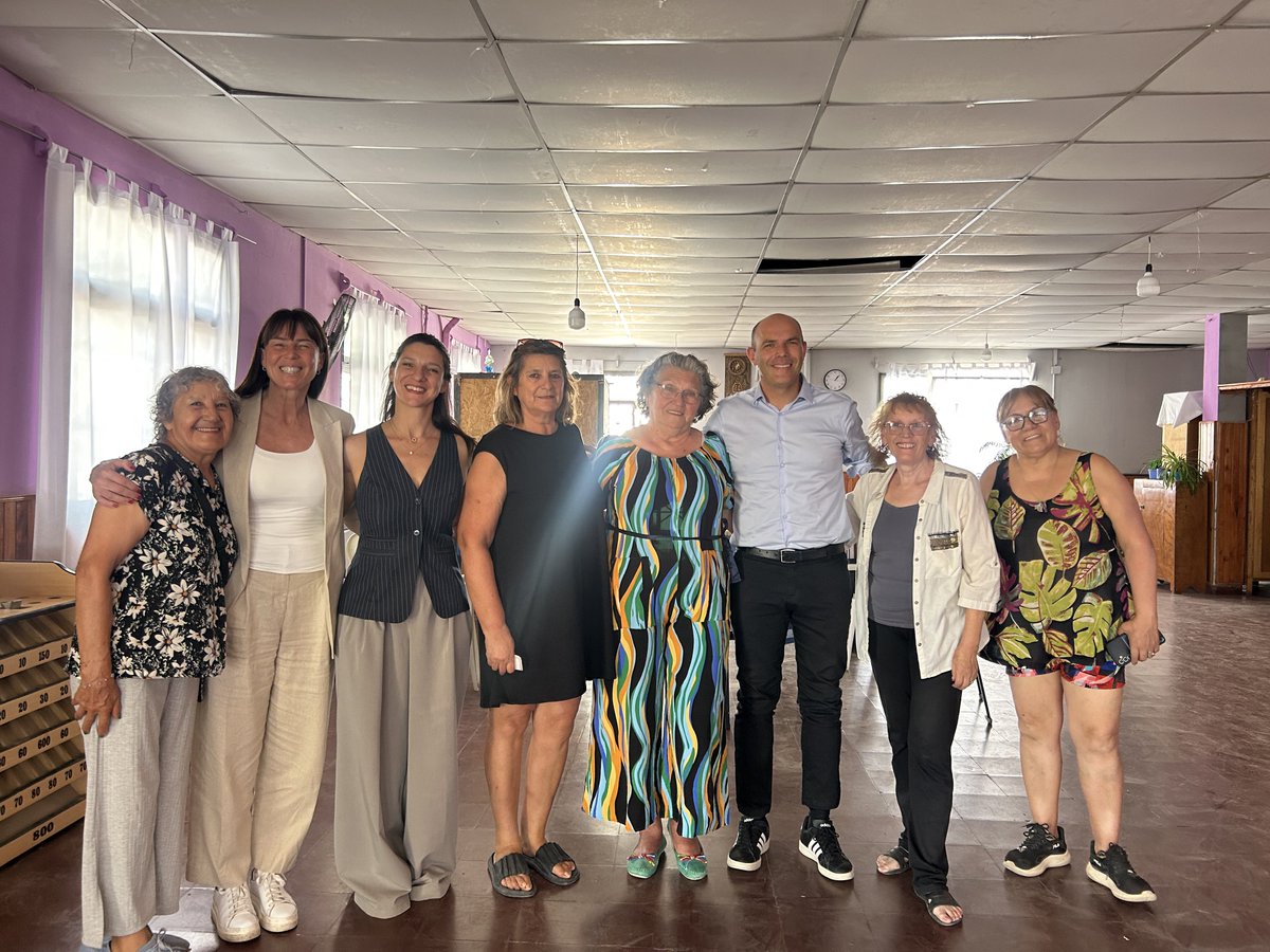 Seguir recorriendo el territorio no es una etapa, es una convicción. Porque las decisiones que se toman lejos solo tienen sentido si nacen cerca de la gente. Gracias a Esteban Cimolai y equipo por recibirme. Felicitaciones Matías Sánchez  por la obra.
Voy a seguir acompañando y