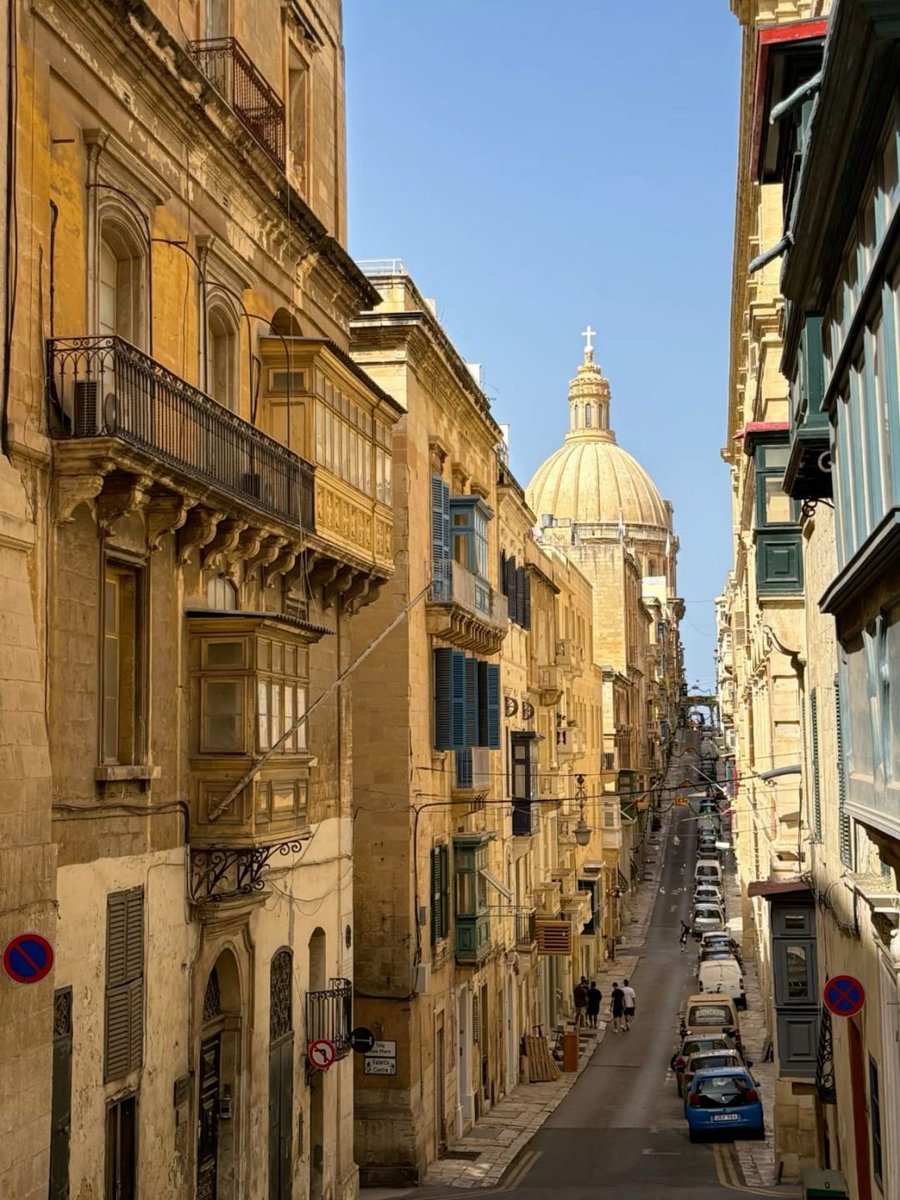 CaffeSatoshi's tweet image. This is why I love (and love in) Malta