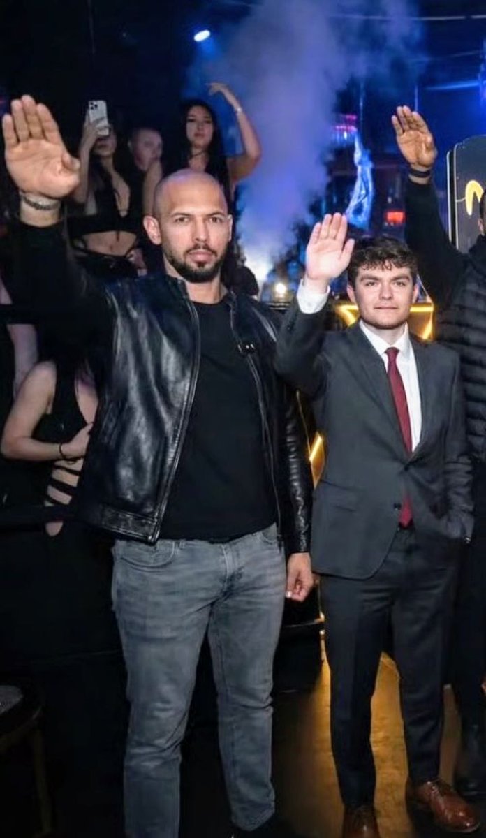 Stream Crunch tweet media