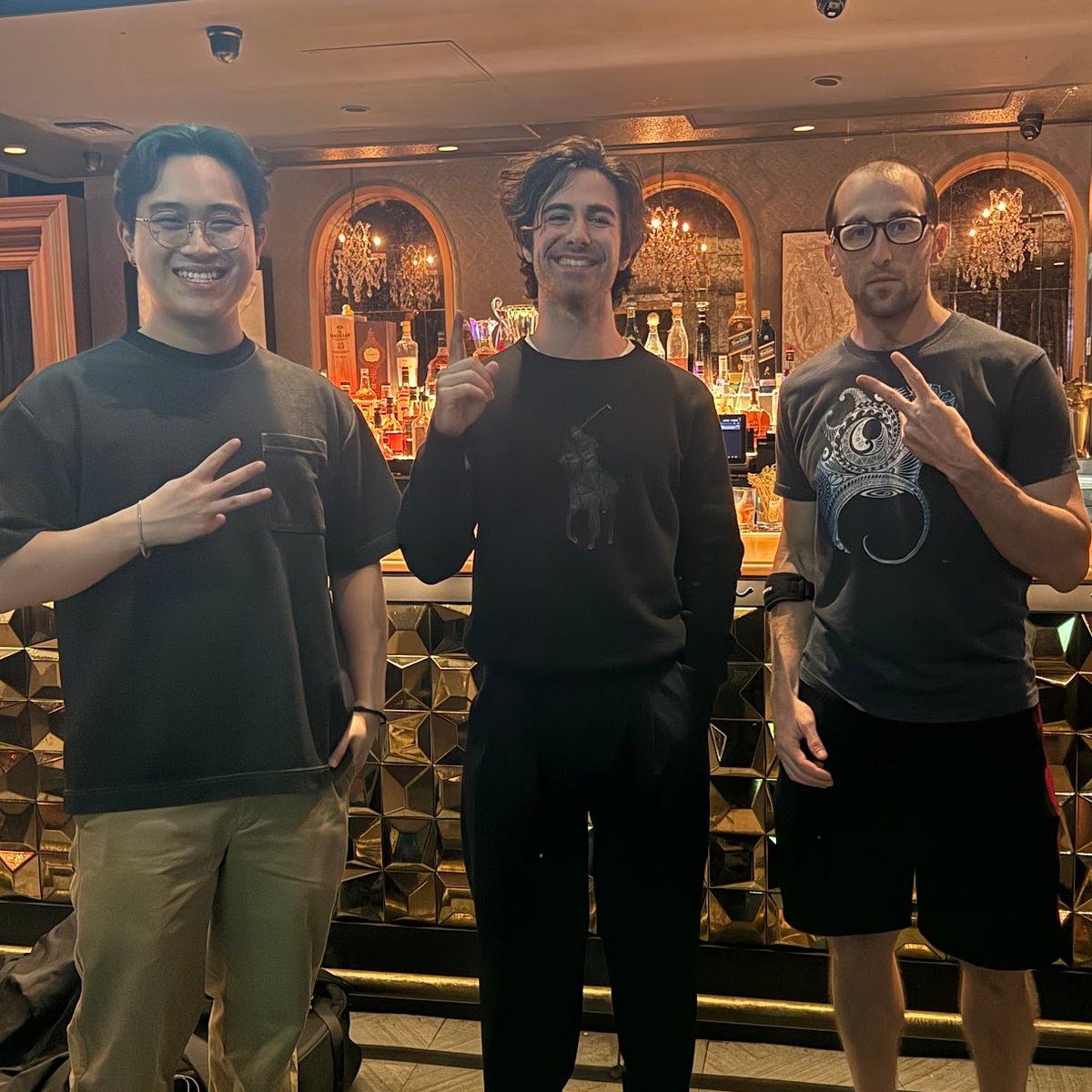 DownBackClub's tweet image. thanks for coming to DOWN BACK TUESDAYS @ MAMA LION # 16
see you feb 3 for our pre-@Genesis_Smash event!

#SF6
🥇SushiHeaven
🥈@Samaro___
🥉Skimpz
#2XKO
🥇@evanonline
🥈@sc2_qxc
🥉NDZ
#T8
🥇@CommmandaPanda
🥈@mallrunner1
🥉Swell
#GGST
🥇@Le_Ahifgc
🥈@hopefvlromantic
🥉@KyetHusky