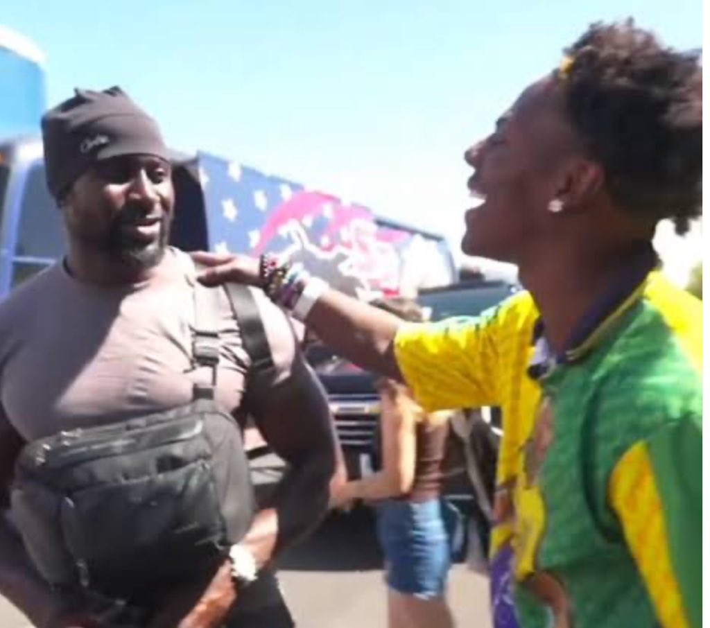 john322226's tweet image. IShowSpeed: what country are we going next? 

IShowSpeed Security: somewhere in west Africa.

IShowSpeed: where ?? 

Security: west Africa  

He knew IShowSpeed leaking his next location on live stream was a security threat and acted smart. This is why they get huge wages 👏