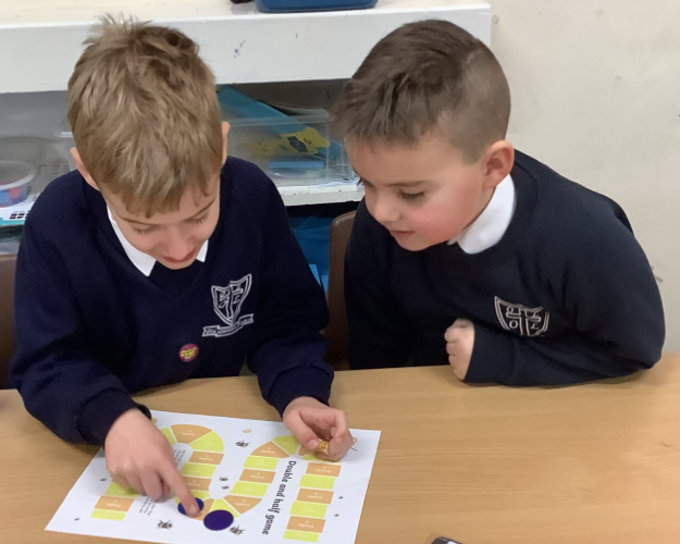 1YO_OLOL's tweet photo. Our focus in our Maths lesson this morning was Doubling and Halving.  The children played a game to help them to consolidate their learning. #MathOLOL #MakeADifference @ololprimary_HT https://t.co/HmzMsXqEUi