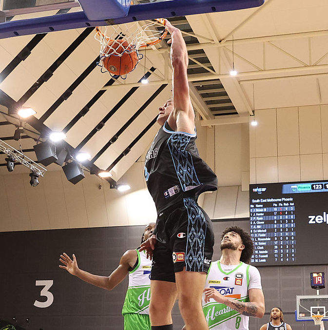 Most Slam Dunks this season.

103 - Breakers
73 - United
63 - Kings
62 - Hawks
57 - Bullets
55 - Phoenix
53 - 36ers
51 - Taipans
50 - Wildcats
40 - JackJumpers

#NBL26