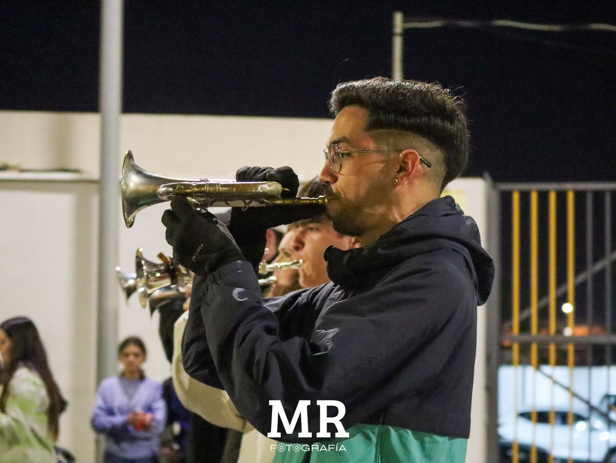 🎶🕯️ Los músicos: oración que suena, fe que se convierte en melodía.
Notas, tambores y metales que llenan de emoción la Semana Santa melillense.

🎶📷 ¡Quedan 39 días para el Domingo de Ramos!

<a href="/cautivomelilla/">Cofradía del Cautivo</a> <a href="/agrupacionML/">Agrupación de Cofradias de Melilla</a>