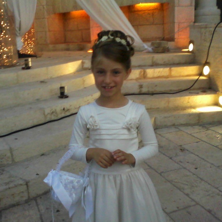 DrewPavlou's tweet image. 13 years ago an Algerian jihadist named Mohammed Merah broke into a Jewish school in the French town of Toulouse.

Merah executed a 5 year old Jewish boy and a 3 year old Jewish boy. 

He then chased an 8 year old Jewish girl named Myriam Monsonego.

Merah caught her by her hair…