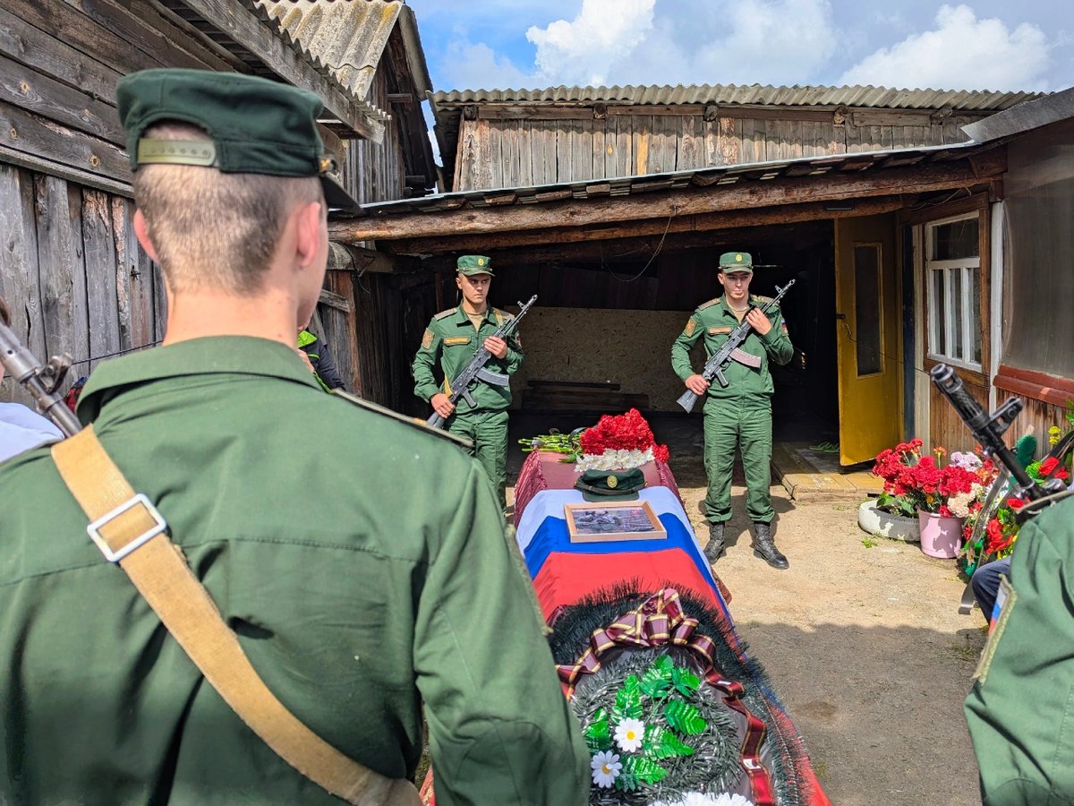 Режевлянский кавалер, сынобратоплемяш Валиев Ильдар Газнавиевич 1987 г.р. встал на защиту попы Путина и всего русского народа и 12/04/24 геройски лёг
vk.ru/wall-49664936_… vk.ru/wall712566864_… myrotvorets.center/criminal/valye… #15омсбр #всрф #потерьнет #груз200