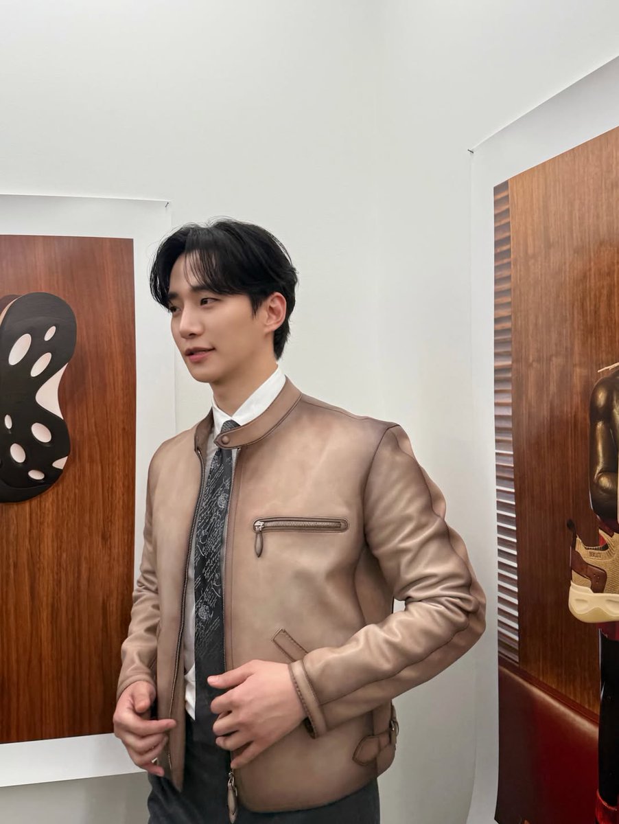 260121 IG post_leejunho 🫰😍🫶

🖇️instagram.com/p/DTyVoufE9D2/…

#이준호 #Berluti #O3Collective #O3CLTV #ParisFashionWeek #FW26