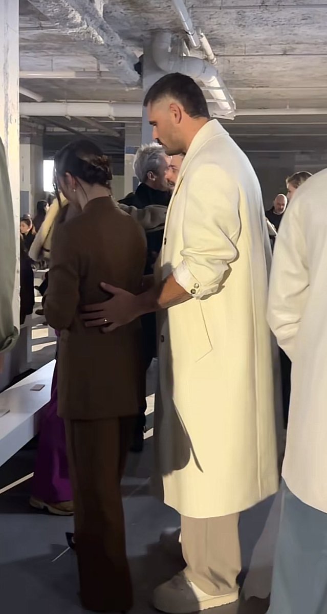 Vivi. ®️ tweet media