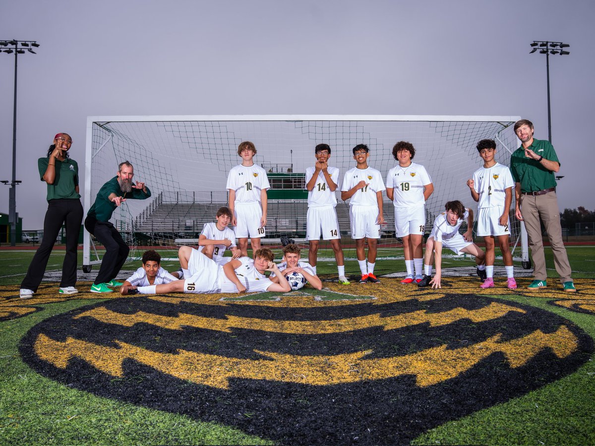 🐝 HISTORY HAS BEEN MADE 🐝

After extensive research , we can officially say this was the FIRST EVER JV WIN in Academy Bumblebees Soccer program history 

Proud of our JV Bees for the teamwork, effort, and true hive mentality it took to get here
<a href="/Coach_B_Tucker/">Brett Tucker, M. ED.</a>
<a href="/TemBelSports/">Greg Wille</a>