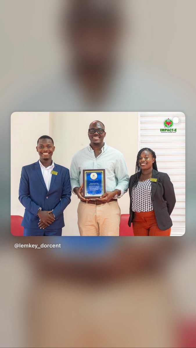 LemkeyDorcent's tweet photo. Très heureux d’avoir animé une causerie-conférence à l’Université Quisqueya dans le cadre de la Table de concertation des associations de jeunes. Un moment fort, porté par des jeunes très intelligents et profondément engagés dans la réflexion sur l’engagement citoyen, le leadership et la cohésion sociale comme leviers de paix. C’était l’occasion de mettre en dialogue Jacques Roumain (Gouverneurs de la rosée), James Baldwin et les enseignements de la psychologie sociale, pour rappeler une exigence simple mais fondamentale : refuser la posture de spectateur et assumer sa part de responsabilité citoyenne.

Des échanges qui marquent, qui stimulent et qui donnent encore plus de sens au travail que nous faisons avec la jeune génération. Merci à @ImpacteHT pour l’invitation. Jèn yo bezwen plis espas konsa!