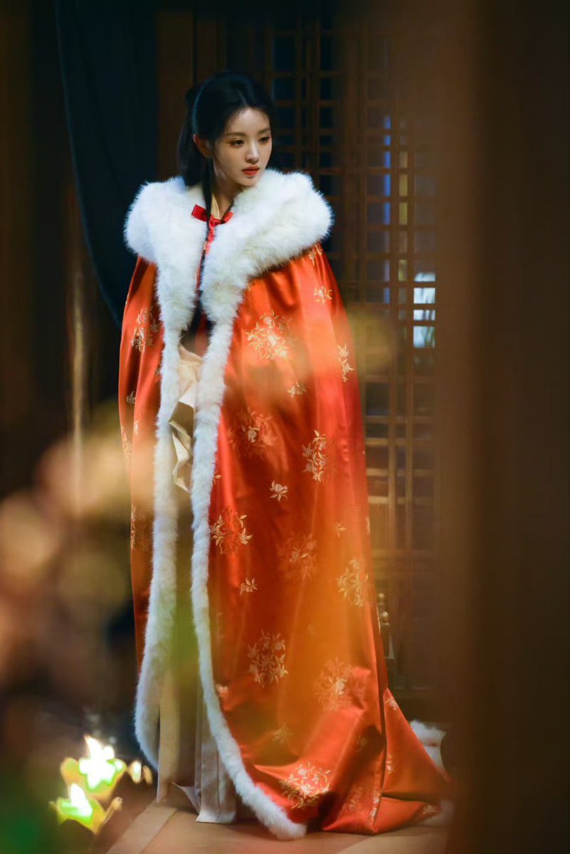 forjiajinchai's tweet image. 260122 • 260122 • Transfer Gold Hairpin Update 🎭

#TianXiwei's team shares bts snaps for Transfer Gold Hairpin Photoshoots

More : weibo.com/7818907874/525…
#TransferGoldHairpin #嫁金钗 #TianXiwei #YanAn