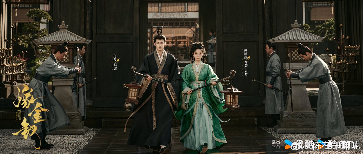 Khuntitai's tweet image. คู่ผัวเมียที่ไปที่ไหน ที่นั่นชิบหายแน่นอน แกดูดิ555555555555555 ตัวตึงทั้งคู่ โอ้ย ชอบวะ แถมสีและโทนภาพในเรื่องคือสวยดูขลังมากมาก ฮื่อออออออ อยากดูแล้ว ทุกคนมามุงด่วนๆๆๆๆๆๆ

#เถียนซีเวย #TianXiwei 
#เหยียนอัน #YanAn 
#TransferGoldHairpin