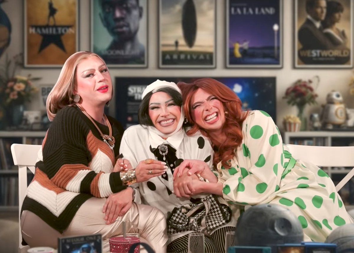 Míralas, todas bonitas… ni parece que hicieron colapsar a todo su fandom.