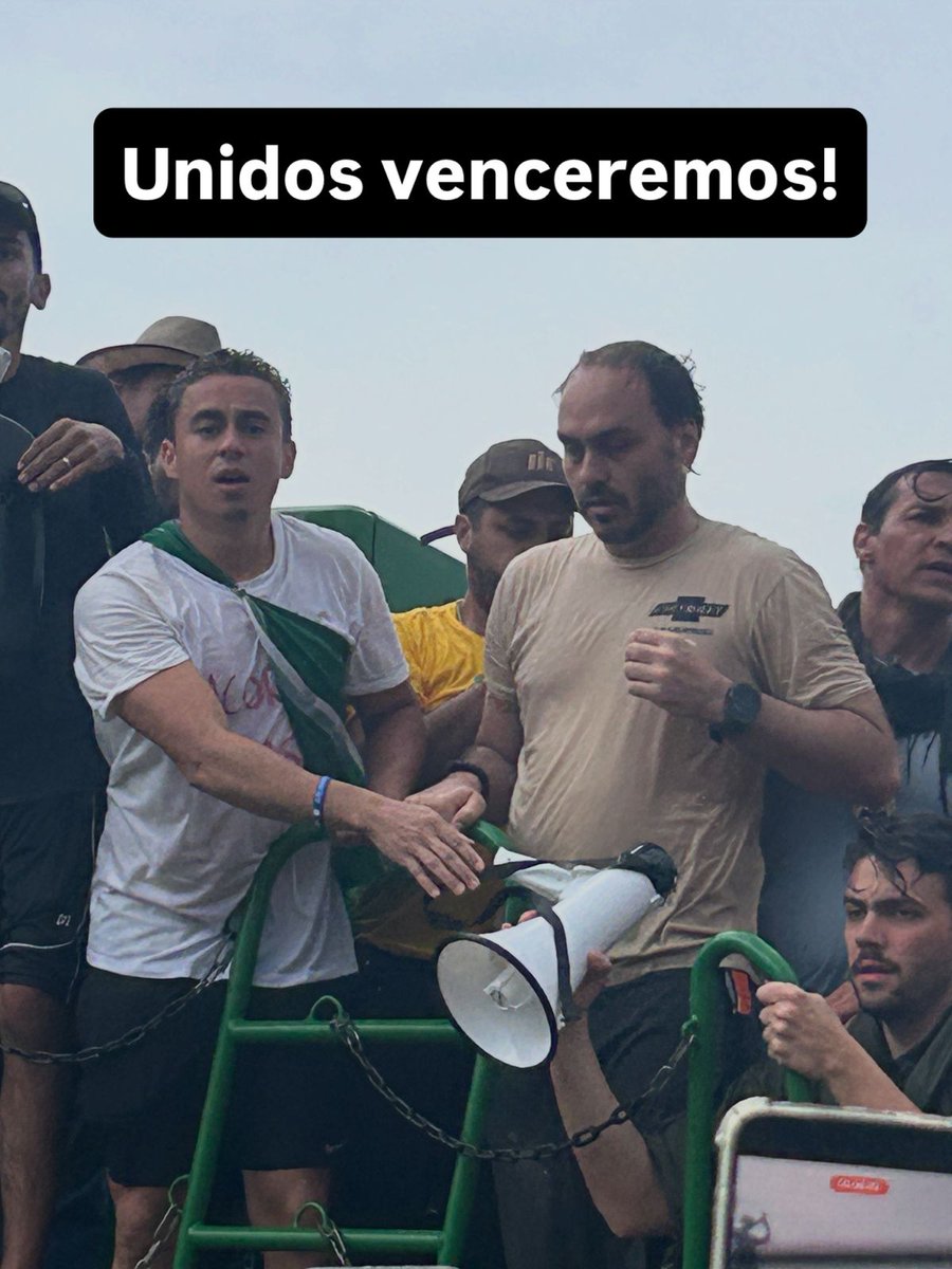 ASachsida's tweet image. Meu recado para o Brasil: Unidos venceremos!
@CarlosBolsonaro @nikolas_dm