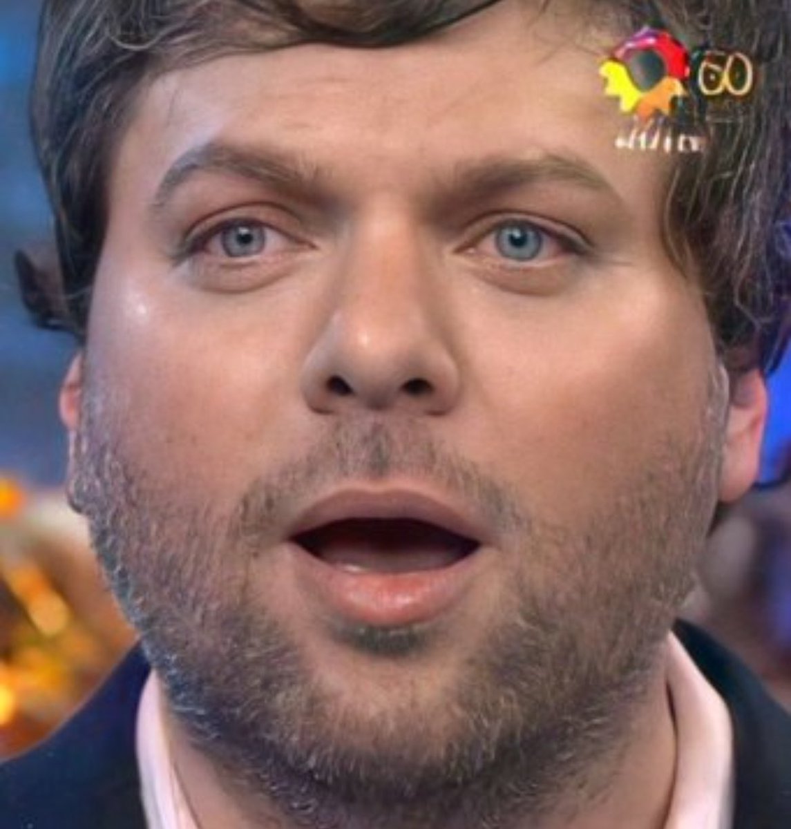 esto quiere decir que ahora voy a poder comprar las entradas más rápido porque no va a estar la fila virtual llena de minas que quieren la verga de guido?