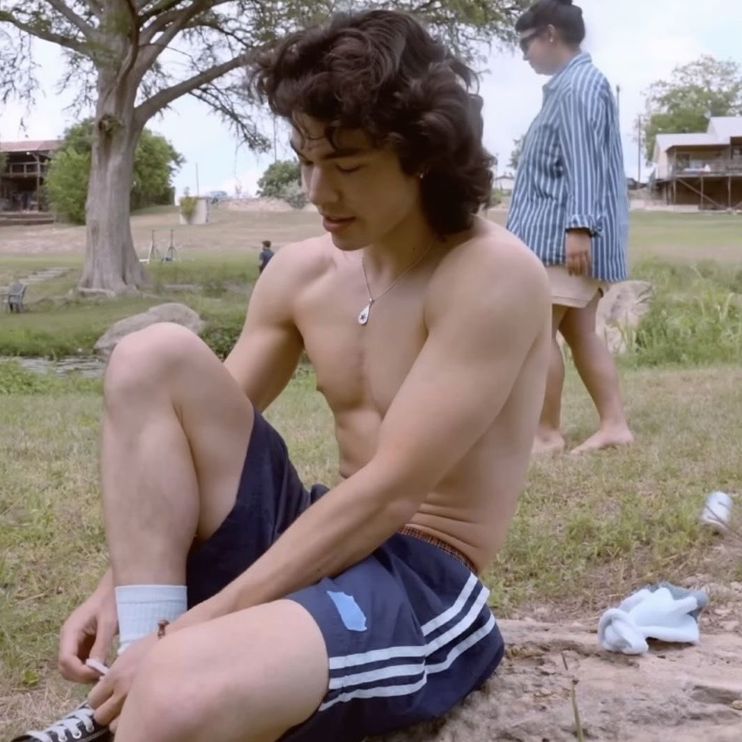 foctnote's tweet image. THEN                                        NOW