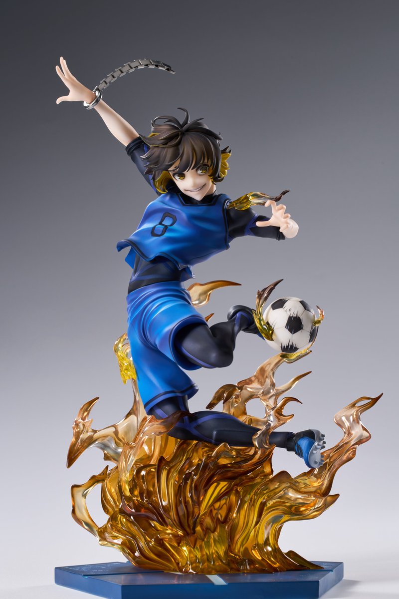 CAKE_yang722's tweet image. WF2026冬 当日版権
作 品： 楽しい （蜂楽 廻）
販 売：ワンダーフェスティバル2026冬（2026/2/8）
サイズ：全高約25cm（1/7）
価 格：30000JPY
塗  装 :@YOZORA0v0
写 真:@wing_nicole

これは蜂楽回の覚醒の瞬間。

「怪物」と共に走ることで、
彼は自分自身を
あらためて確かめた

#ブルーロック…