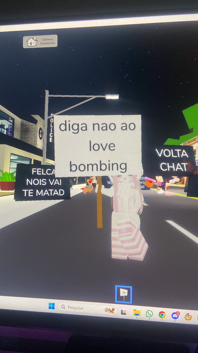 l2yw_'s tweet image. oi gente to na manifestação aqui do roblox