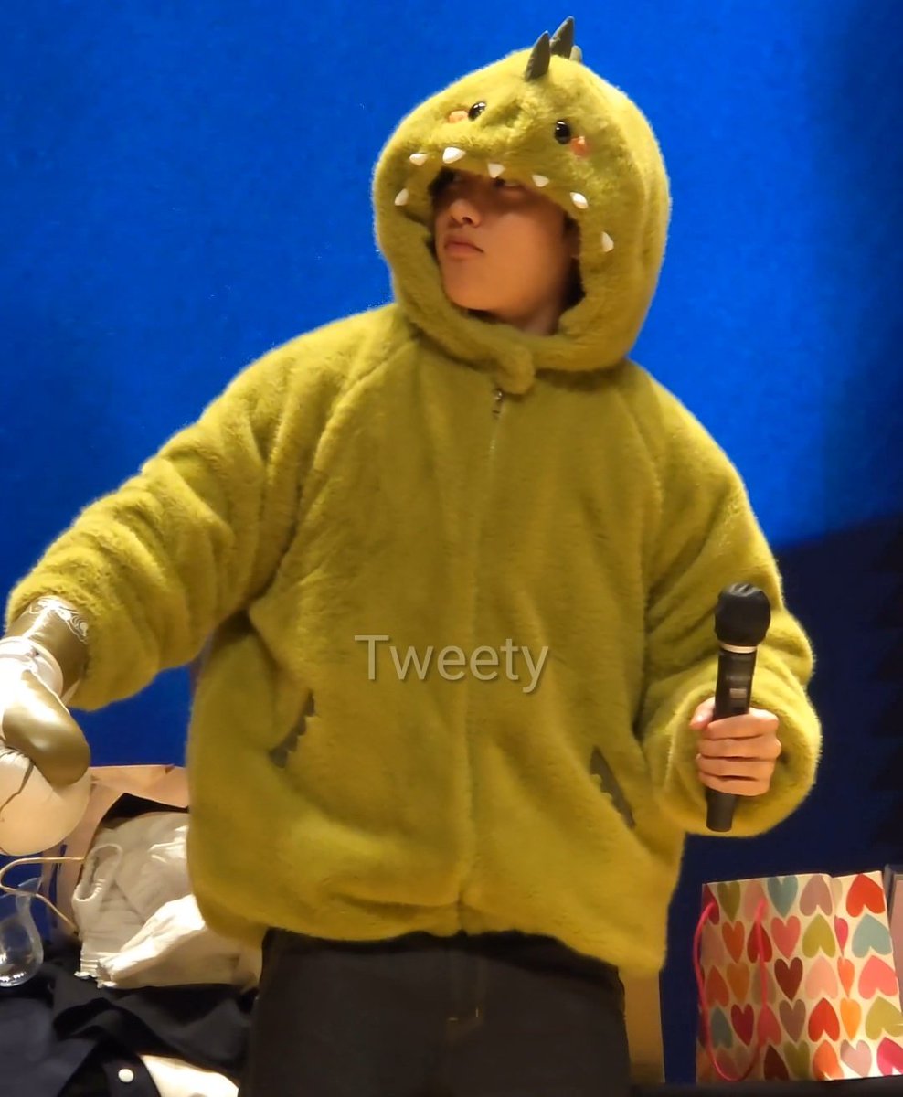 gwenchanadoh's tweet image. bokem bgt tolong😭😭😭