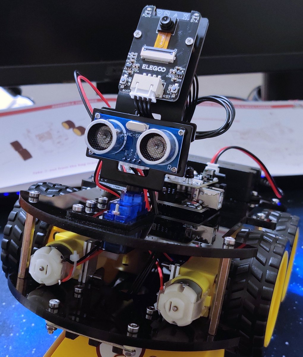 BarstoolsAndArm's tweet photo. Major Step 5:
Mobility obtained & glamour pics
Wheels are a hard slide onto motor spokes. Had to wiggle to get aligned.
I would have preferred tapped holes rather than self-tapping screws.
Look at my boy #CATbot mogging for the camera!!! https://t.co/hqY7BT8ROn