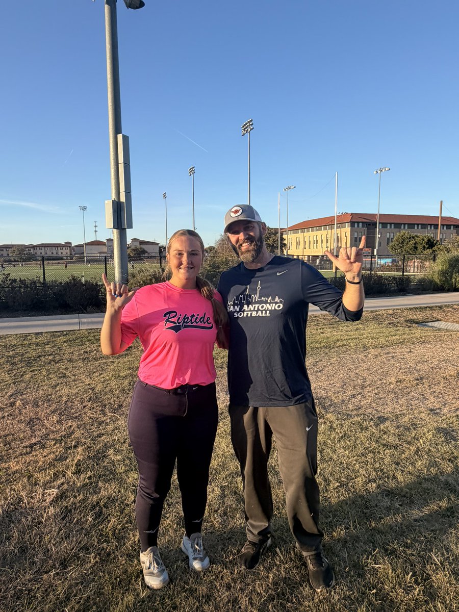 Madison Ray tweet media