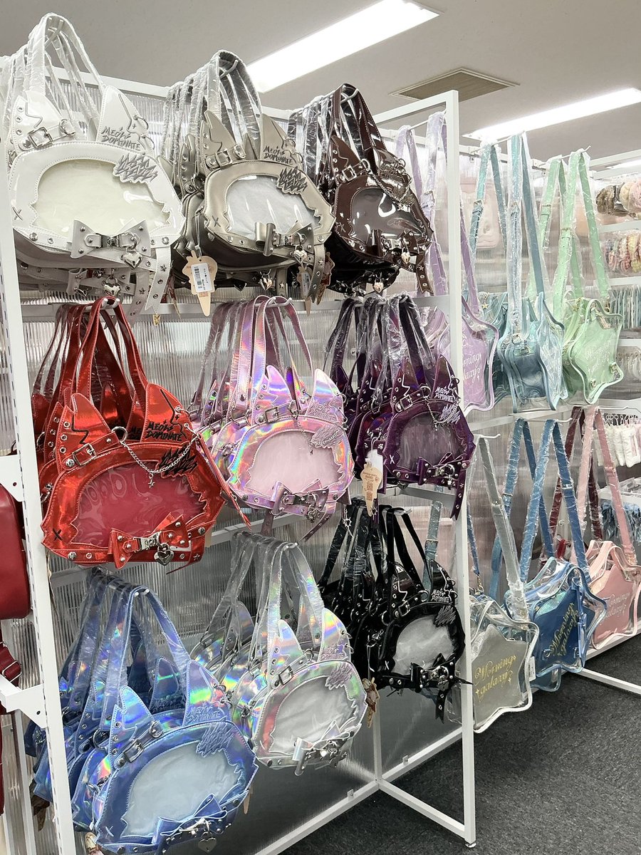 Shelly_Coco_'s tweet photo. ⸝⸝  ⭑ #ShellyCoco3号店 ⸝⸝  ⭑  

おはようございます₍ ᐢ. ̫ .ᐢ ₎✨️
ShellyCoco3号店、本日もプレオープンしております！ꯁꯧ

昨日はたくさんのご来店ありがとうございました◝☆ 
本日もシェリーココならではの品揃えでお客様をお待ちしております₍ᐢ..ᐢ₎🫶

池袋駅から徒歩4分💫営業時間11時〜21時💫
💫中池袋公園横💫東京都豊島区東池袋1丁目15-10 第5アムスビル6F💫