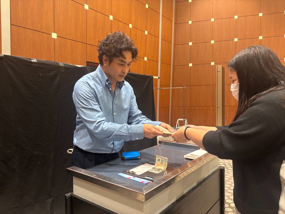 北村さん、まさかのお支払いとなってしまいました…！

NTV「#ぐるナイ」ご覧いただき
ありがとうございました。

#木挽町のあだ討ち  𝟸.𝟸𝟽 𝙵𝚛𝚒 ✼
#北村一輝