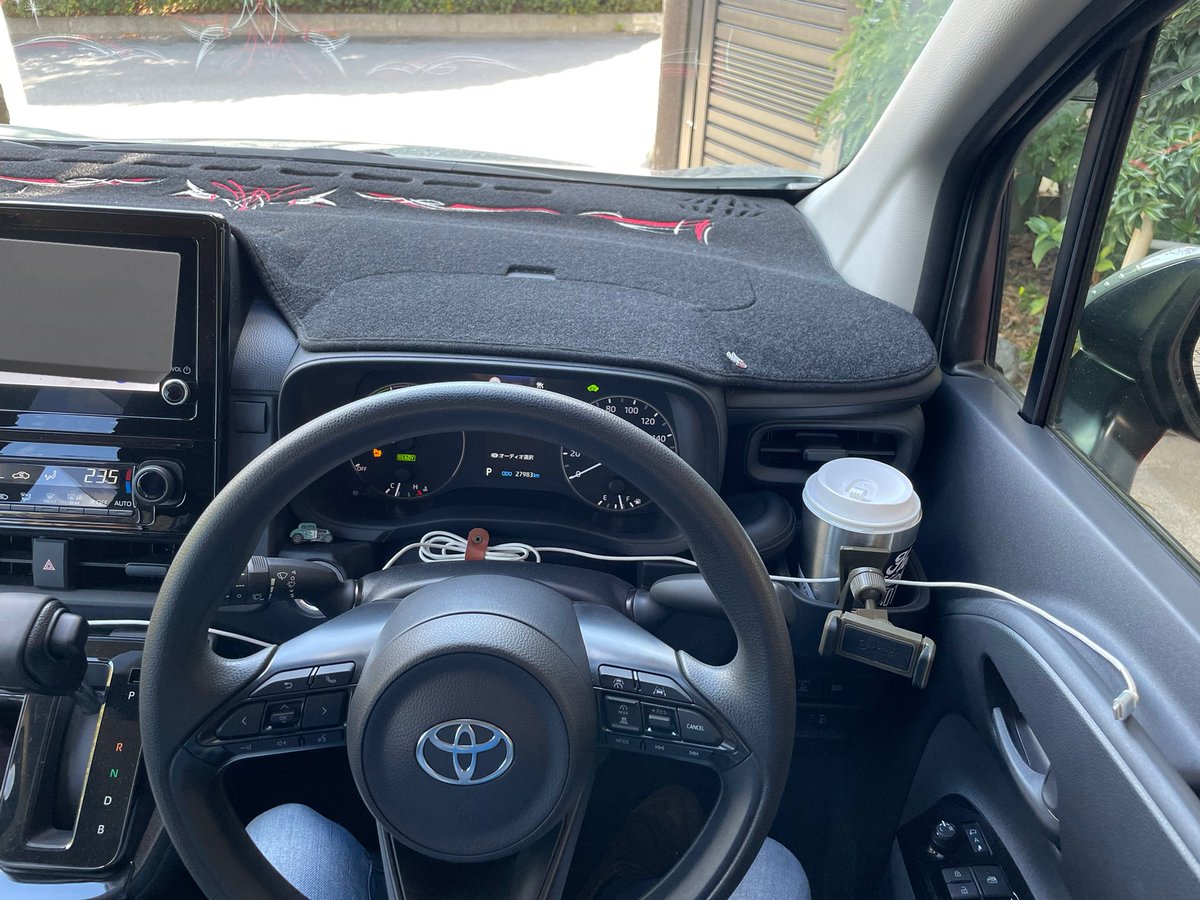 休みで天気がいいのでシエンタで三浦方面へ奥さんとドライブ