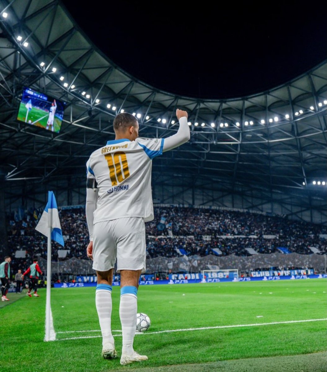 Un avant match bouillant avec des tifos de Légende pour au final ne pas vibrer plus que ça contre un Liverpool certes talentueux et expérimenté, mais pas exceptionnel.

Des regrets de ne pas avoir emballé plus que ça ce match même si Liverpool reste Liverpool...