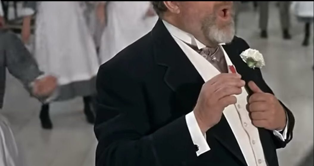 DimitriFuzz's tweet image. In Chitty Chitty Bang Bang, there is a fucking dog that falls off the staircase. Greatest stunt dog.