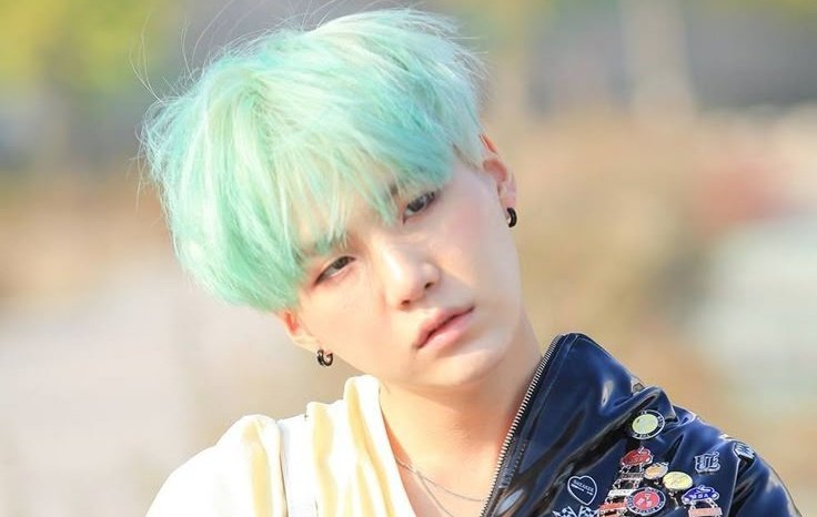 agustdpopbase's tweet image. Going back to 2016, this was Suga