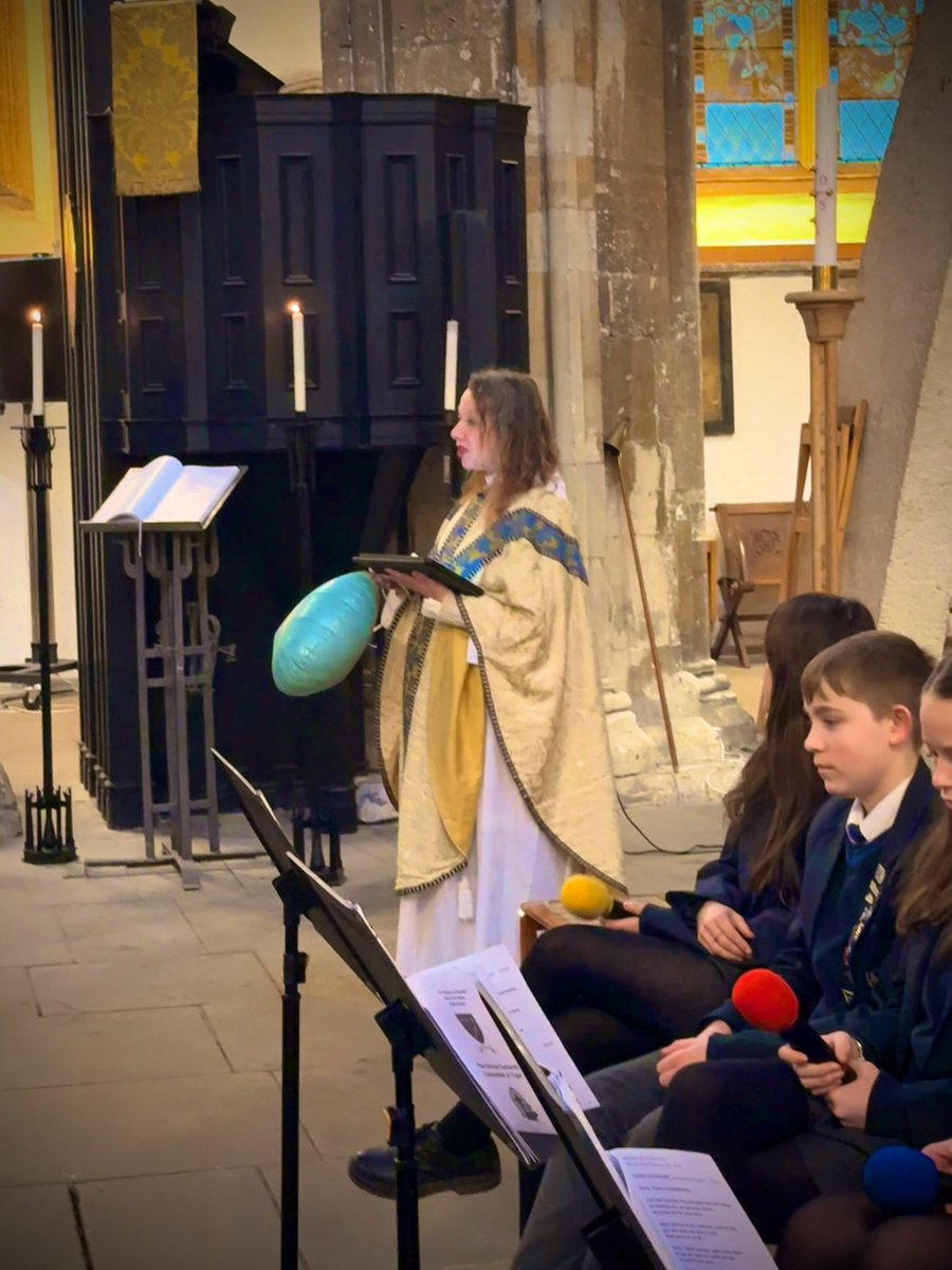 A privilege for us to spend the morning at <a href="/LlandaffCath/">Llandaff Cathedral 🏴󠁧󠁢󠁷󠁬󠁳󠁿</a> for the Year 10 Eucharist. Our fantastic band supported a responsive and engaged year group. A big well done to all involved 🙏🏽🎶. <a href="/BOLHS_Caplan/">School Chaplain</a>