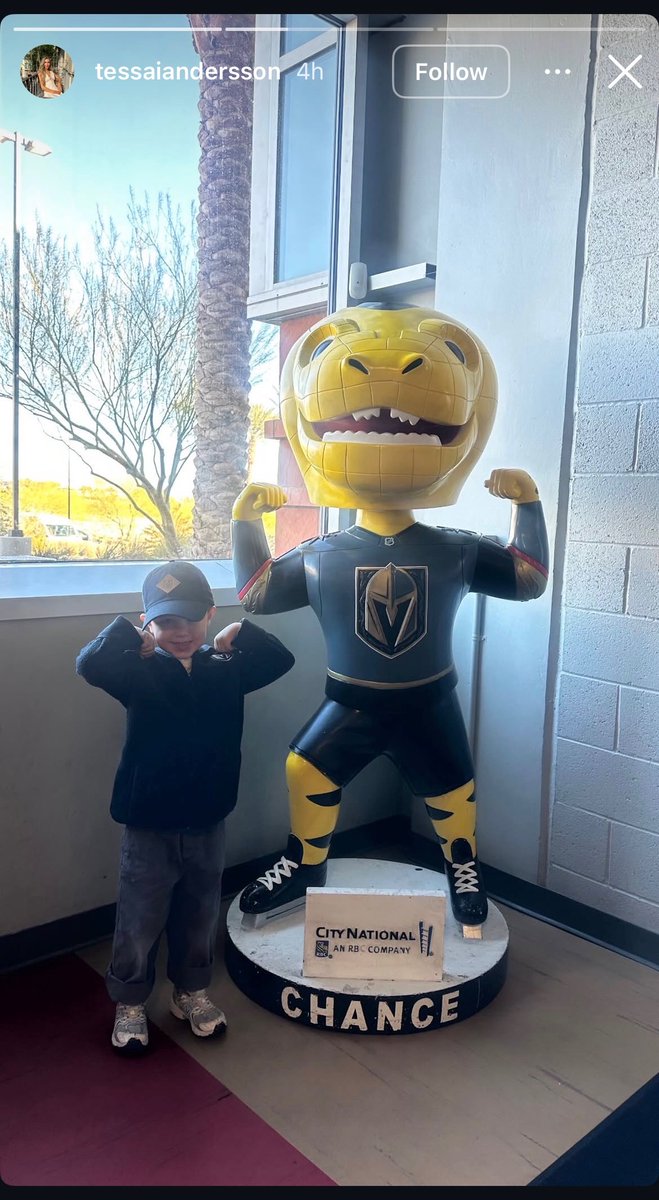 Rasmus Andersson's family have arrived in Vegas! 👀#VegasBorn