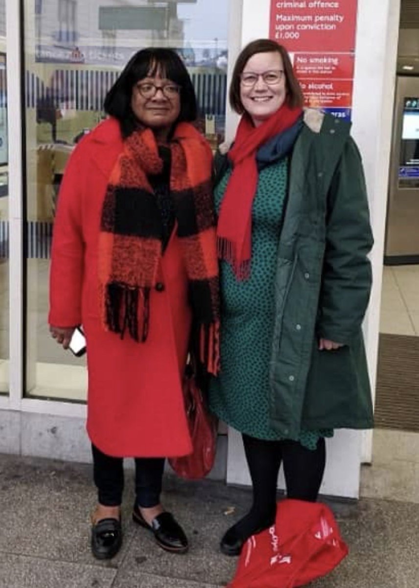 RRobertson6's tweet photo. @BritDemLeader @Davies255590645 Throwback to Diane Abbott wearing 2 different left shoes during the 2019 general election campaign. https://t.co/EZyemjGaU8