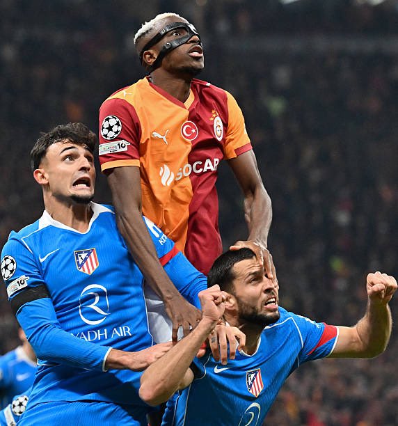 rubennatm's tweet image. Descripción gráfica de lo que hay que hacer para irse de estos dos