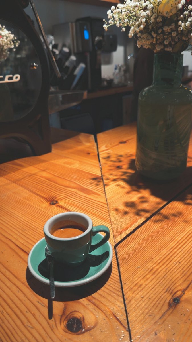 قهوة وقانون tweet media