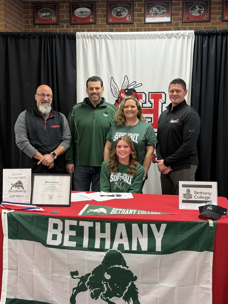 Hickory Hornets Softball tweet media