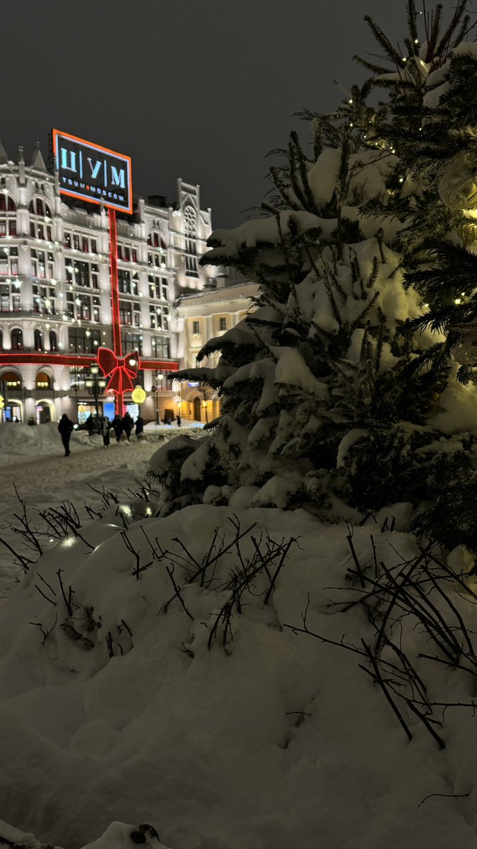 3yodah_'s tweet photo. #moscow ❄️💕 https://t.co/Sa6dRWkn4x