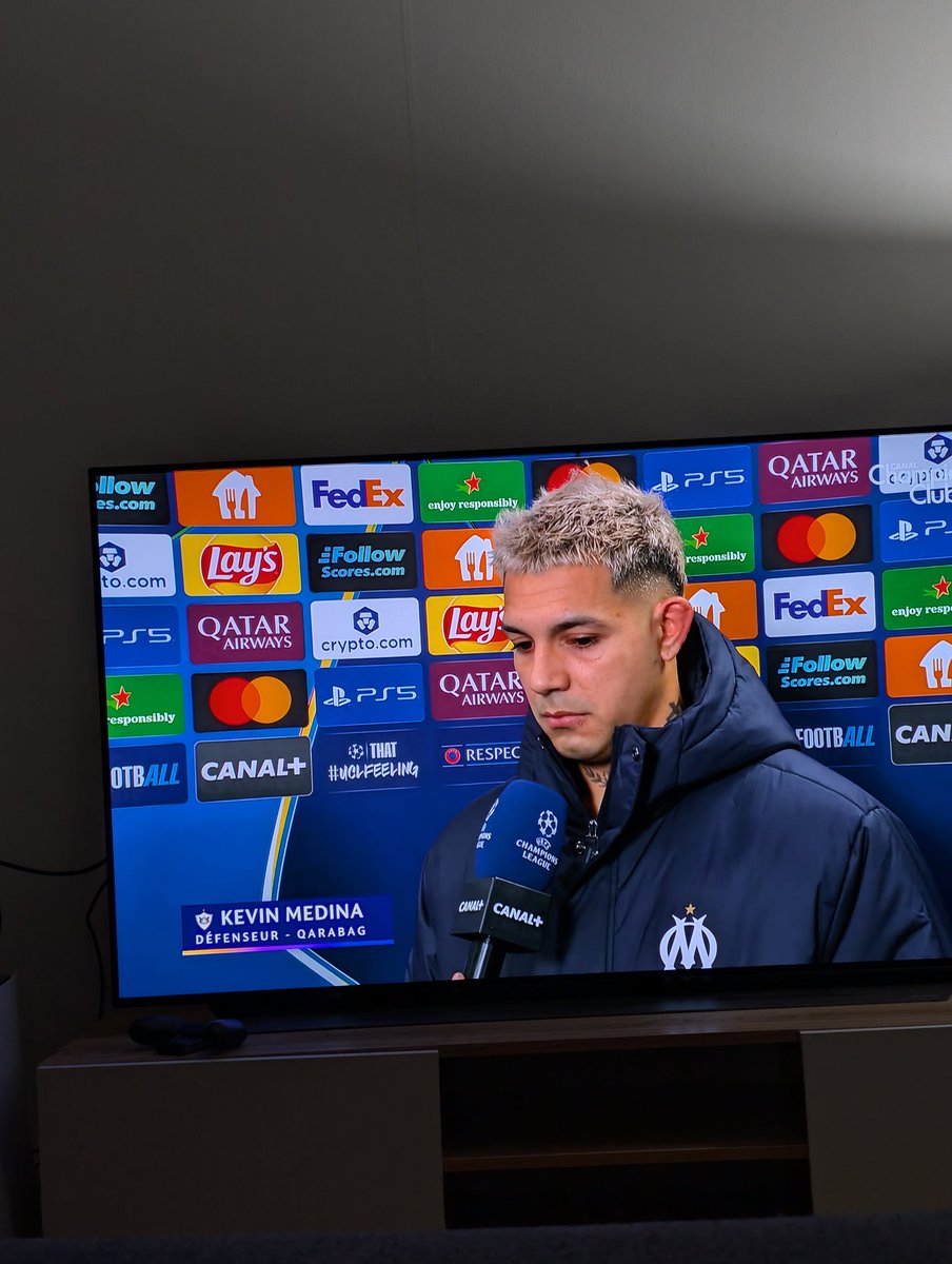 49Louis's tweet photo. Ça va @canalplus  @CanalplusFoot 
#OMLIV https://t.co/0bvPxpQgEd