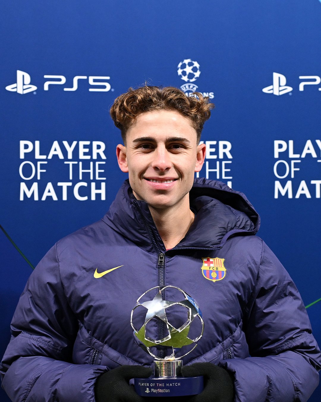 سجل هدفين. فيرمين لوبيز صال وجال أمام سلافيا براج وتوج بجائزة أفضل لاعب في المباراة 