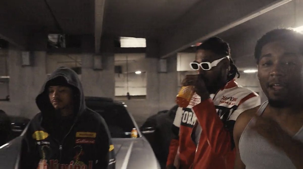 Slimmi Hendrix tweet media