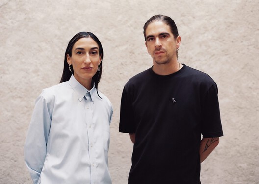 El Instituto Nacional de Bellas Artes y Literatura felicita al despacho mexicano LANZA atelier, fundado por Isabel Abascal y Alessandro Arienzo, por su destacada selección como autores del Serpentine Pavilion 2026 en Londres.

Su propuesta arquitectónica, inspirada en el diálogo