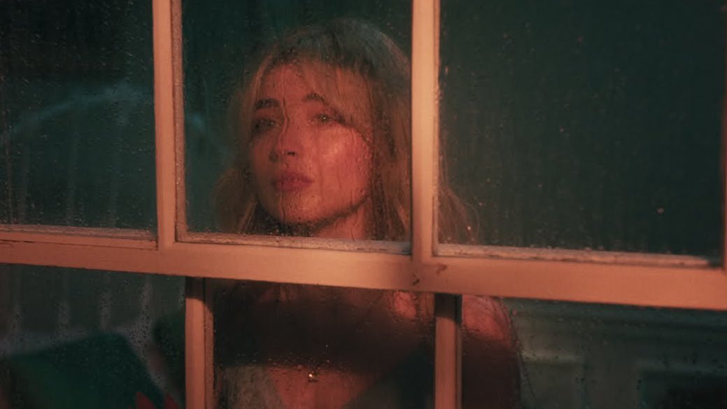 PopBase's tweet image. 5 years ago today, Sabrina Carpenter released ‘Skin.’