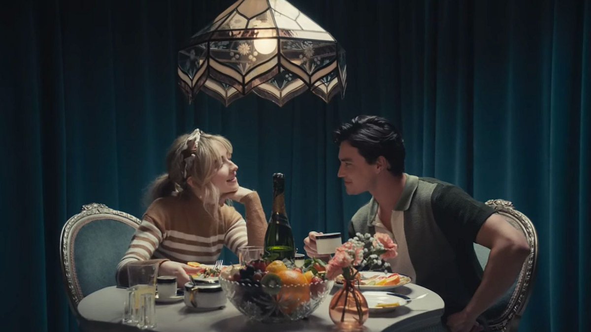 PopBase's tweet image. 5 years ago today, Sabrina Carpenter released ‘Skin.’