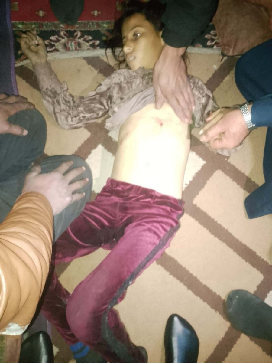 Bu çocuk YPG keskin nişancısı tarafınan öldürüldü.
Gazze'de eğlence olsun diye çocukları öldürenlerden ne farkları var?