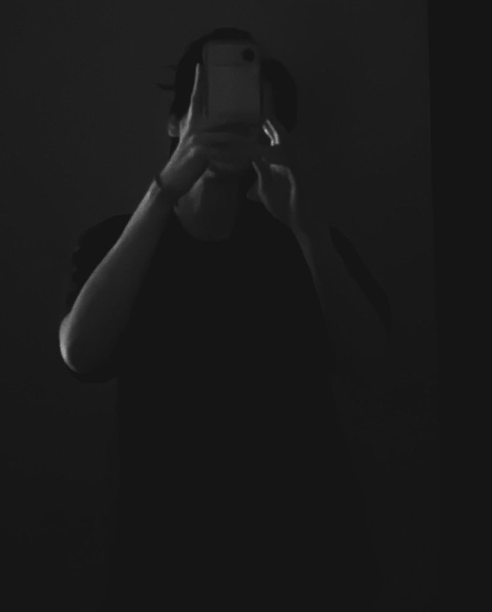 BBHLOOK__'s tweet image. baekhyun instagram story