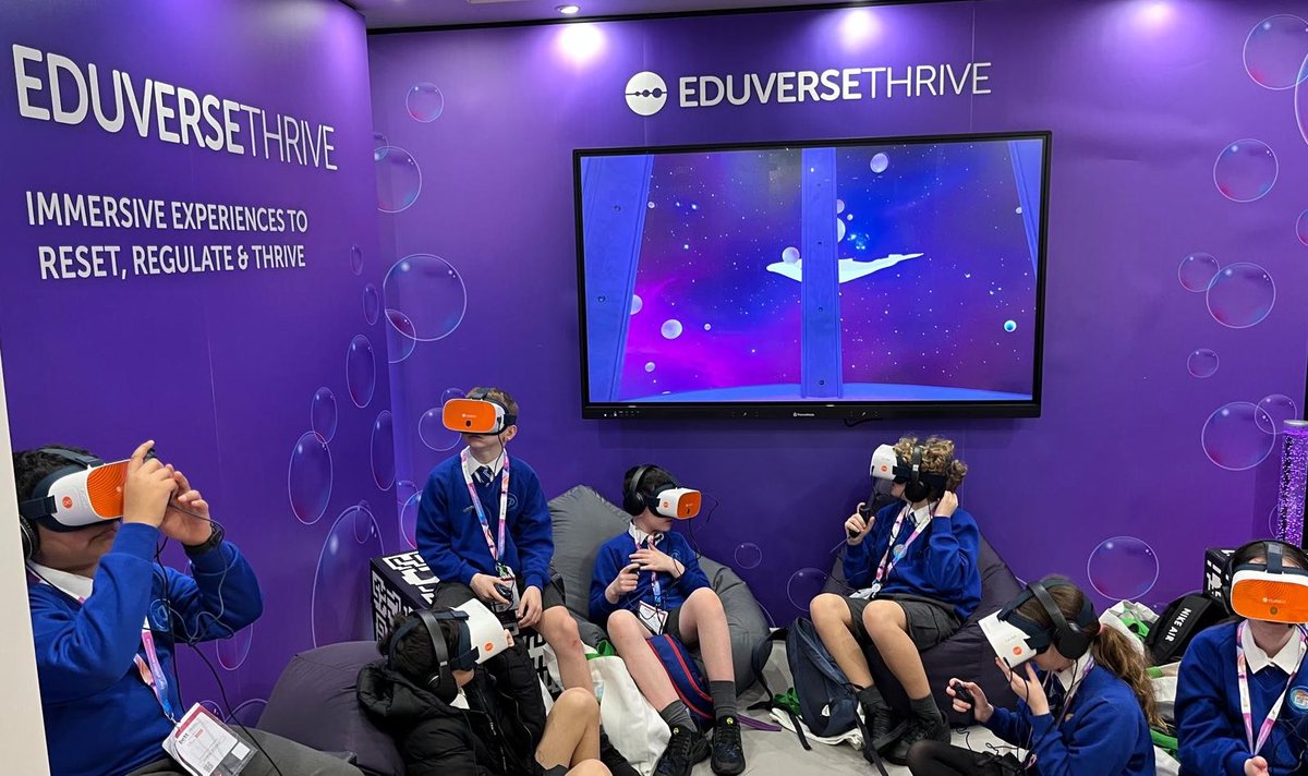 LEOacademies's tweet photo. 📍 LEO at #BettUK2026 | Day One

🤖 Digital &amp; AI strategy panel
🧱 @LEGO_Education live demos with pupils
🧠 Headteacher Think Tanks
☁️ National PedTech Partnership Table Talks
⚙️ Strengthening governance in school operations

What a day! #WeAreLEO 🦁 🧡 https://t.co/KlOiLXFkw7